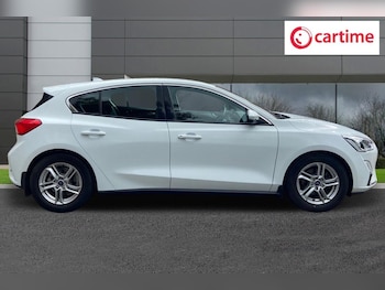 Used Ford Focus 2020 for sale - 76395935: Photo