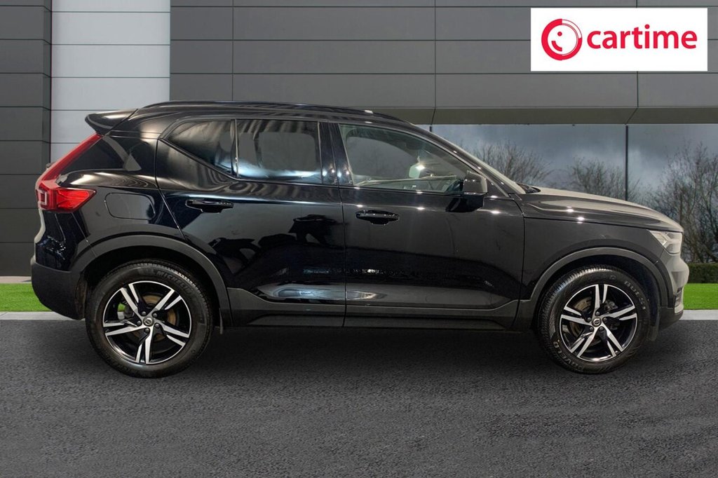 Used Volvo XC40 2021 for sale - 77121382: Photo 2