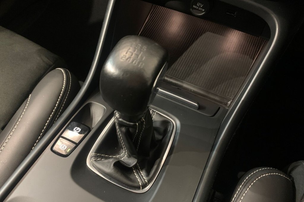 Used Volvo XC40 2021 for sale - 77121382: Photo 33