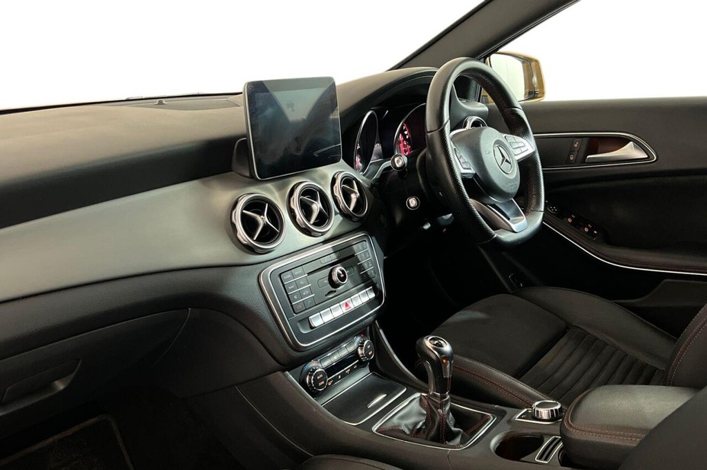 Used Mercedes-Benz GLA 2018 for sale - 76118724: Photo 11