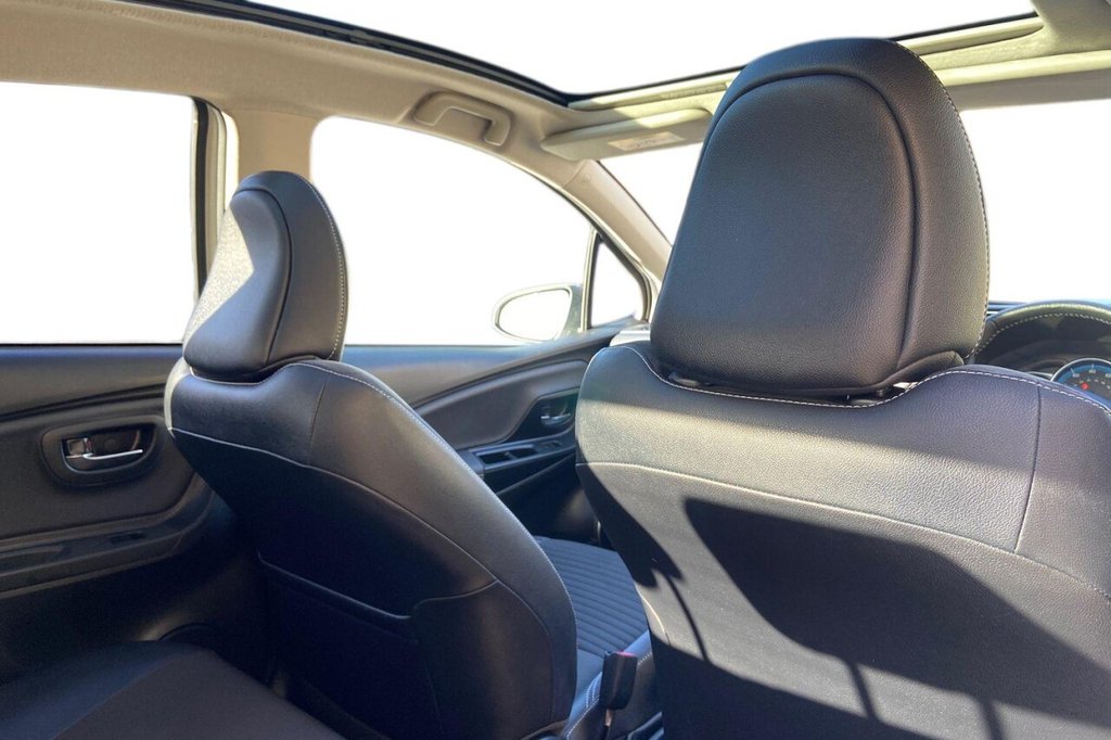 Used Toyota Yaris 2015 for sale - 76604460: Photo 10