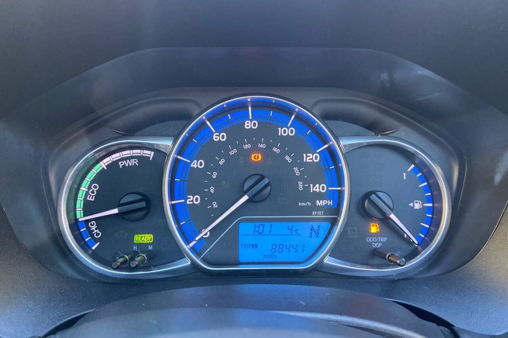 Used Toyota Yaris 2015 for sale - 76604460: Photo 15