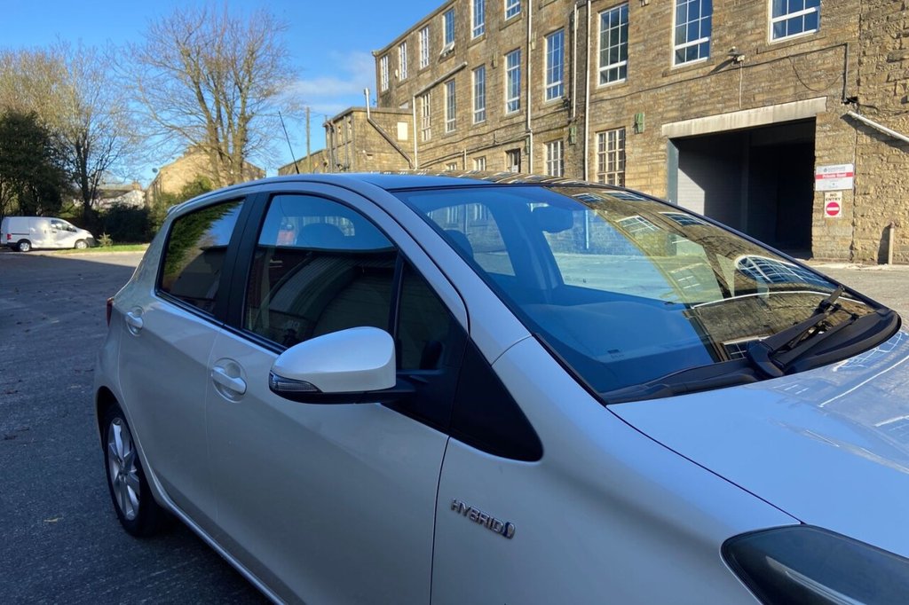 Used Toyota Yaris 2015 for sale - 76604460: Photo 16