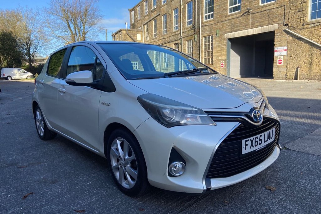 Used Toyota Yaris 2015 for sale - 76604460: Photo 19