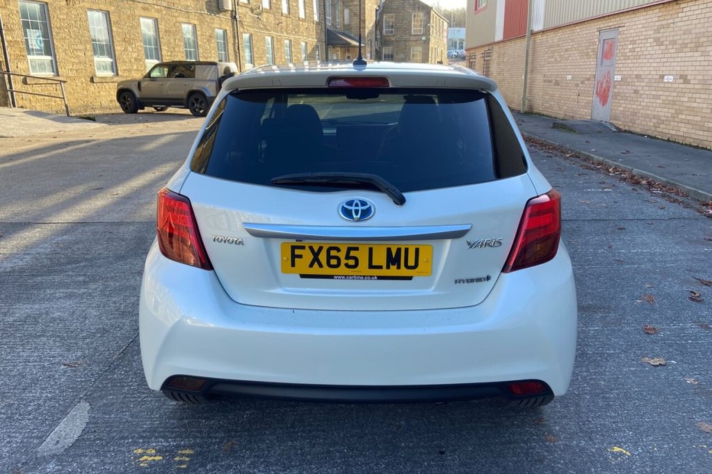 Used Toyota Yaris 2015 for sale - 76604460: Photo 25