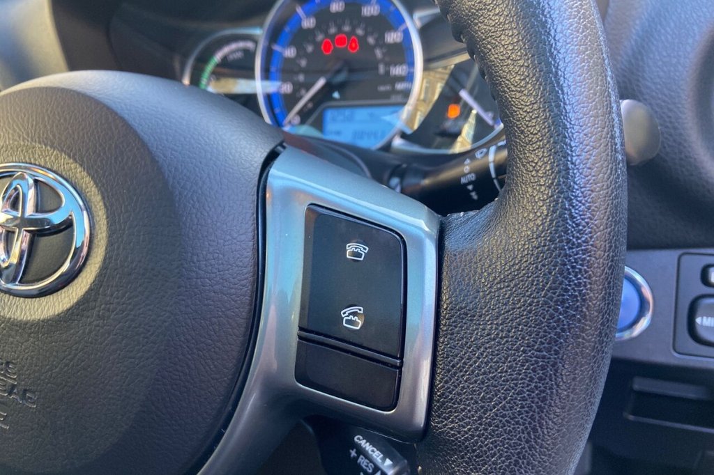 Used Toyota Yaris 2015 for sale - 76604460: Photo 38