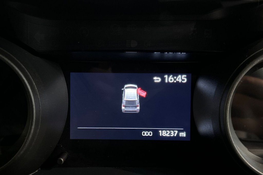 Used Toyota Yaris 2022 for sale - 76950268: Photo 15