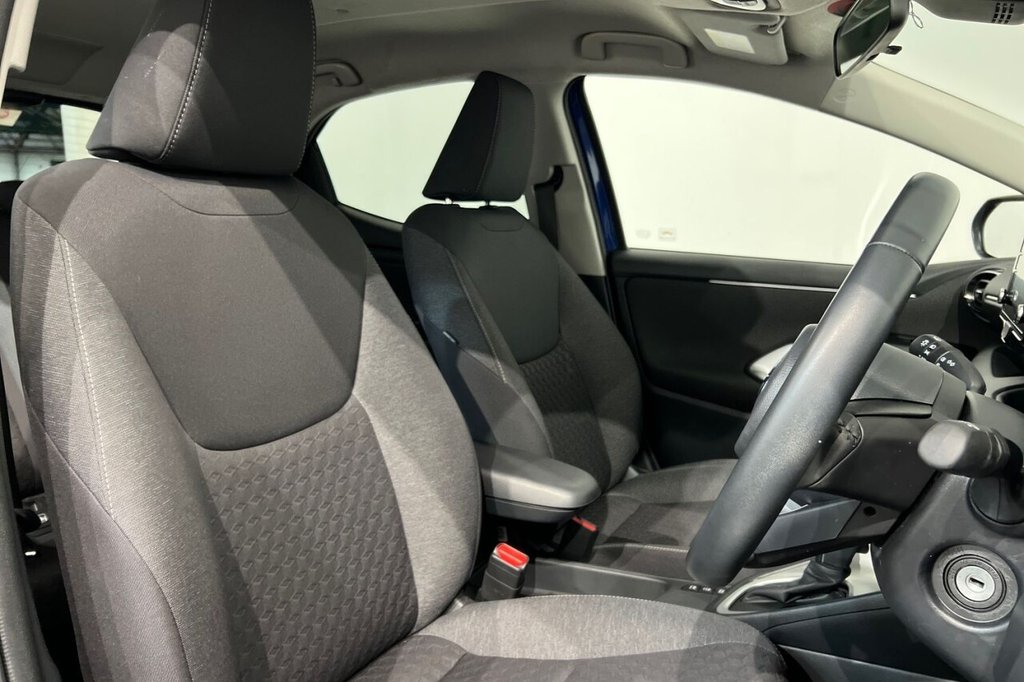 Used Toyota Yaris 2022 for sale - 76950268: Photo 22