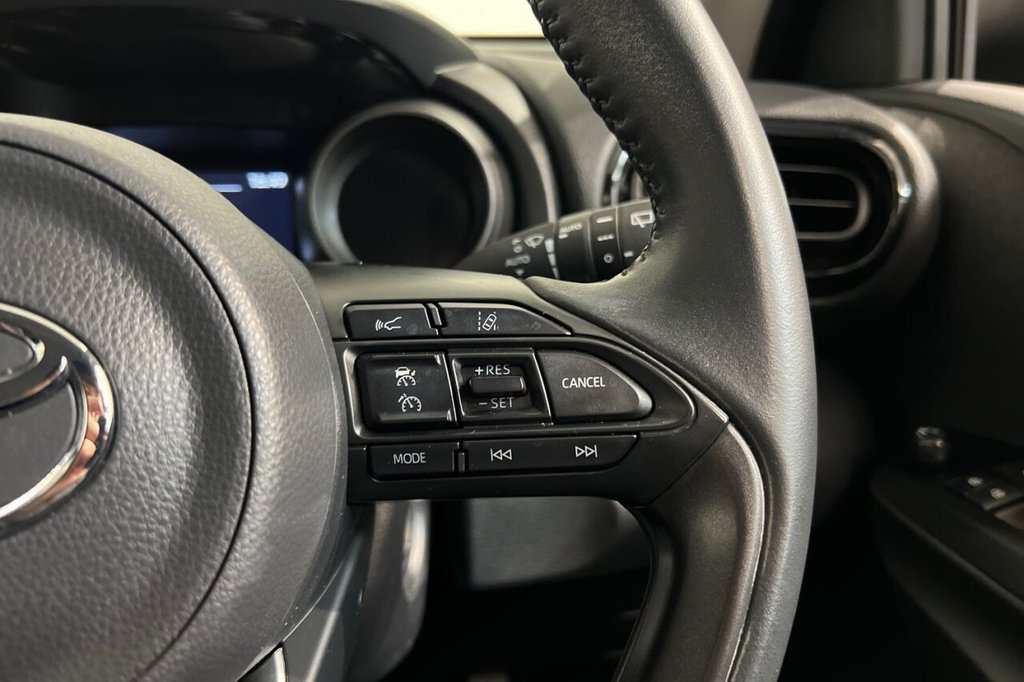 Used Toyota Yaris 2022 for sale - 76950268: Photo 26