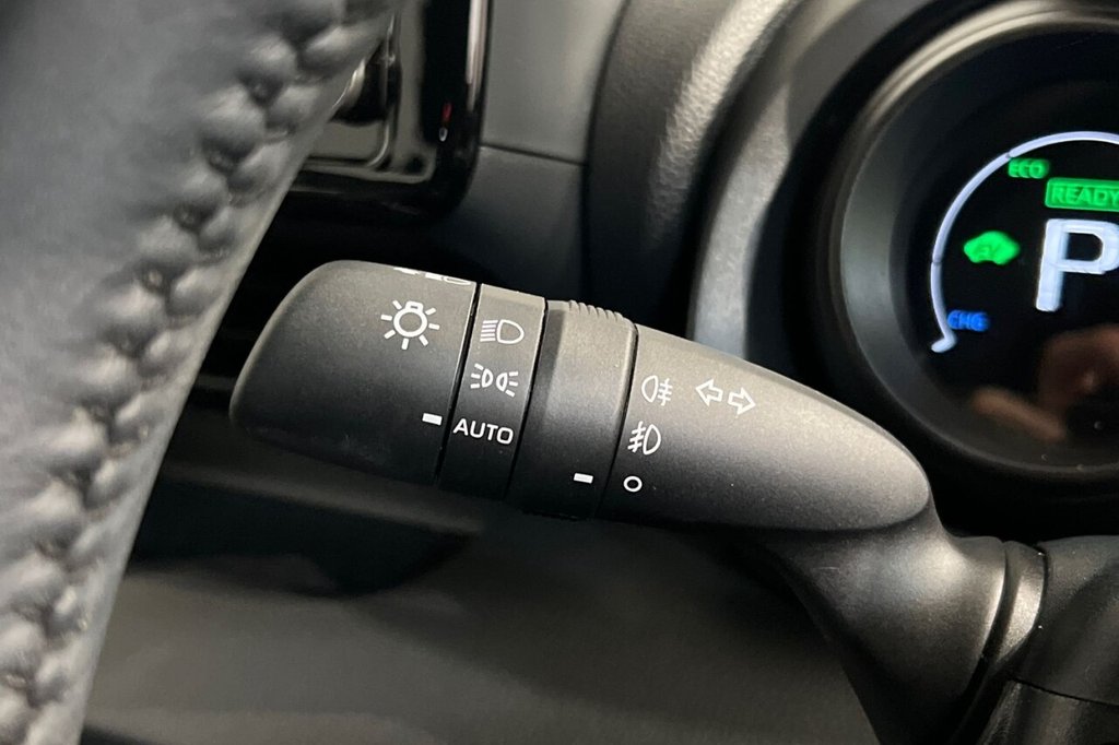 Used Toyota Yaris 2022 for sale - 76950268: Photo 27