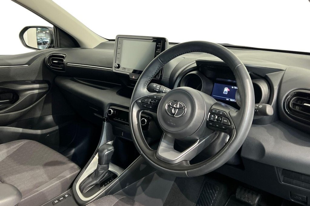 Used Toyota Yaris 2022 for sale - 76950268: Photo 9