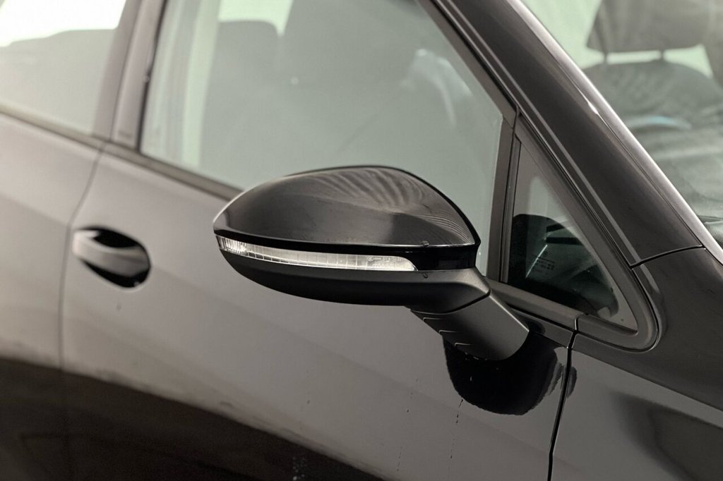 Used Volkswagen Golf 2023 for sale - 77383867: Photo 17