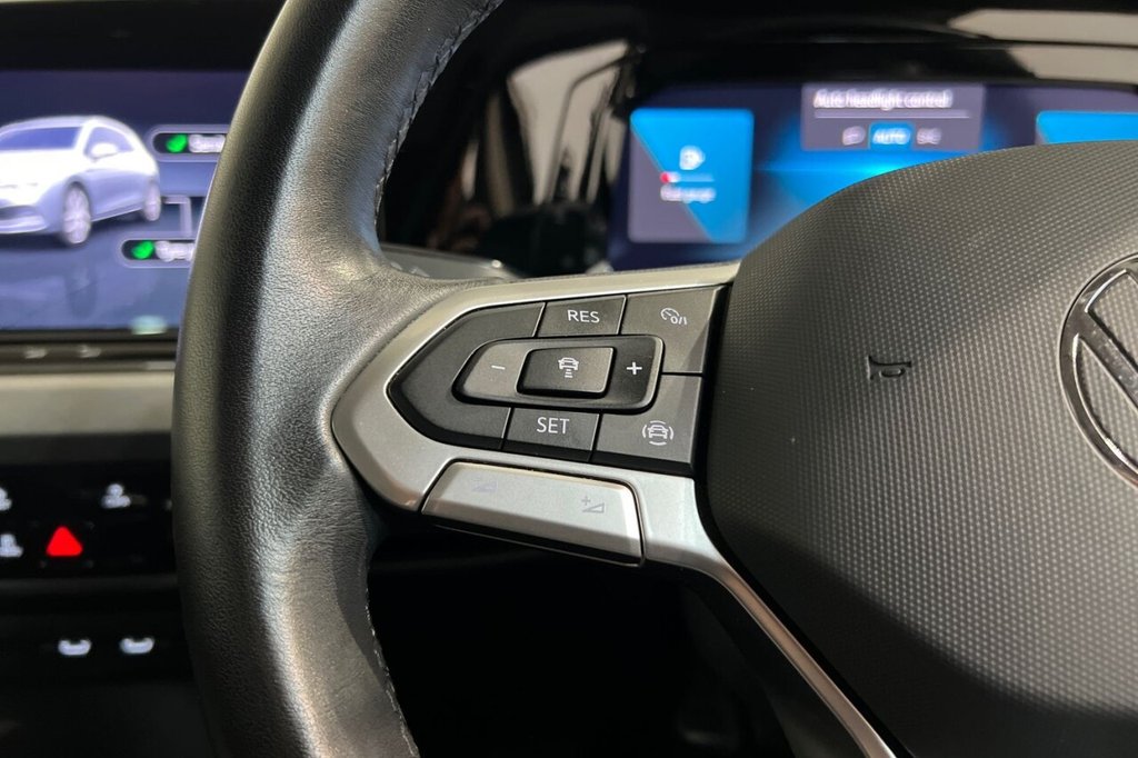 Used Volkswagen Golf 2023 for sale - 77383867: Photo 24