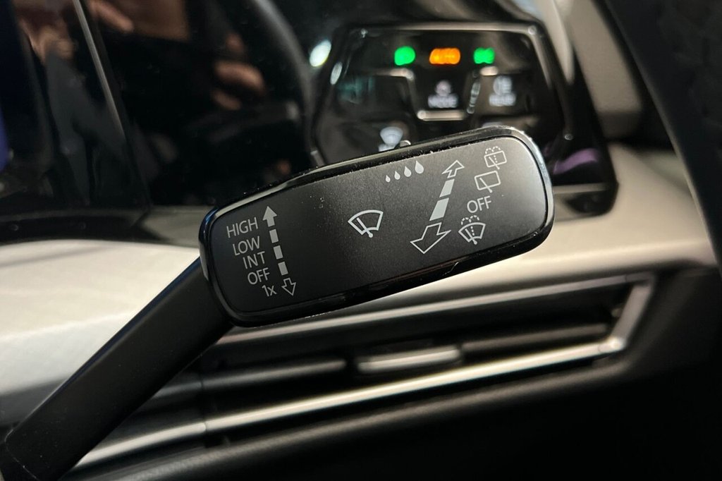 Used Volkswagen Golf 2023 for sale - 77383867: Photo 27