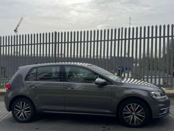 Used Volkswagen Golf 2017 for sale - 74875626: Photo