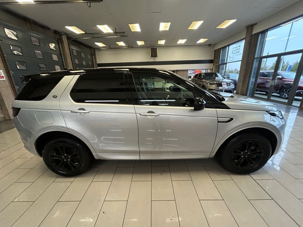 Used Land Rover Discovery Sport 2022 for sale - 77719476: Photo 8