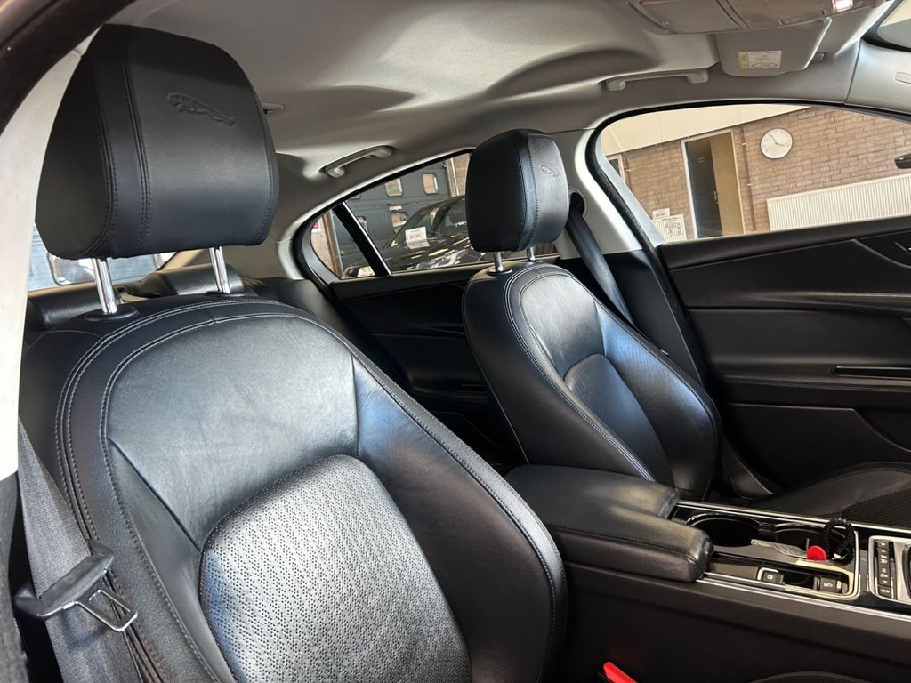 Used Jaguar XE 2015 for sale - 76185404: Photo 16