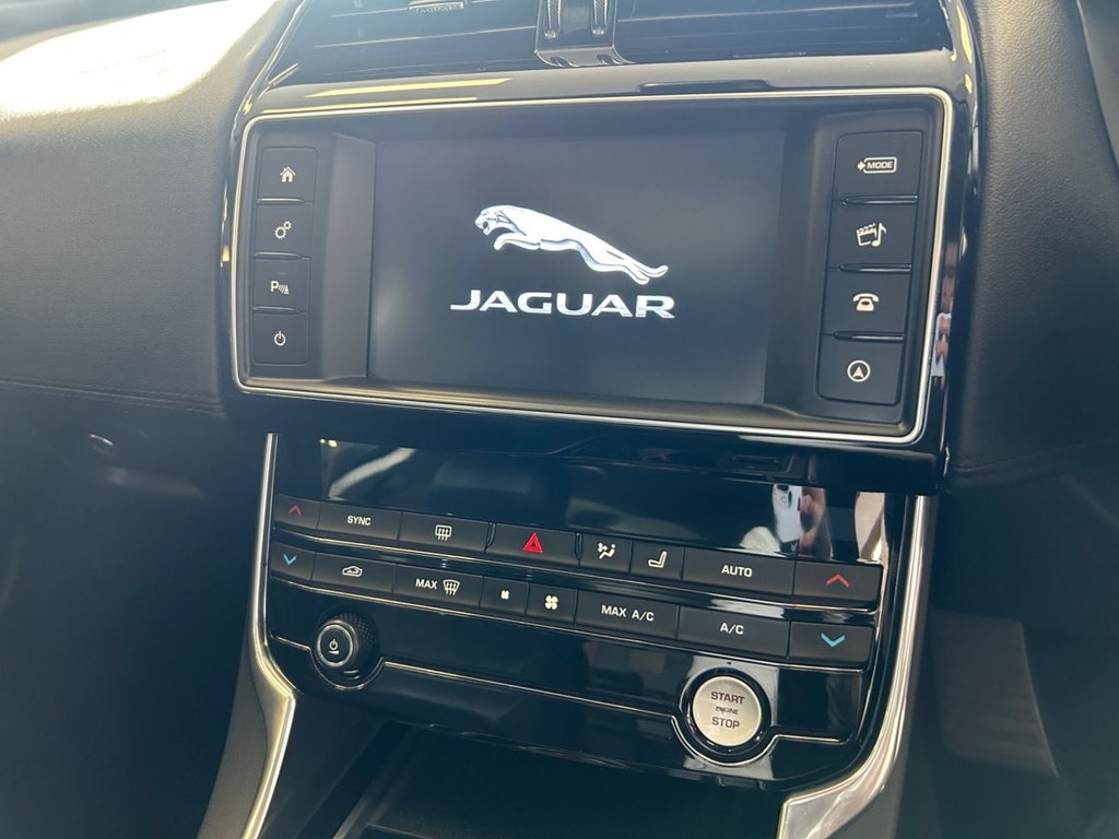 Used Jaguar XE 2015 for sale - 76185404: Photo 22