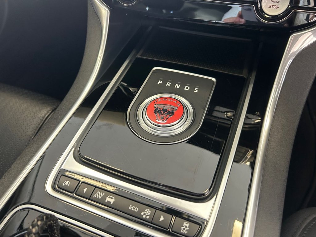 Used Jaguar XE 2015 for sale - 76185404: Photo 23
