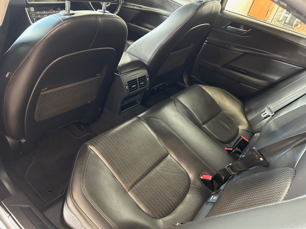 Used Jaguar XE 2015 for sale - 76185404: Photo 27