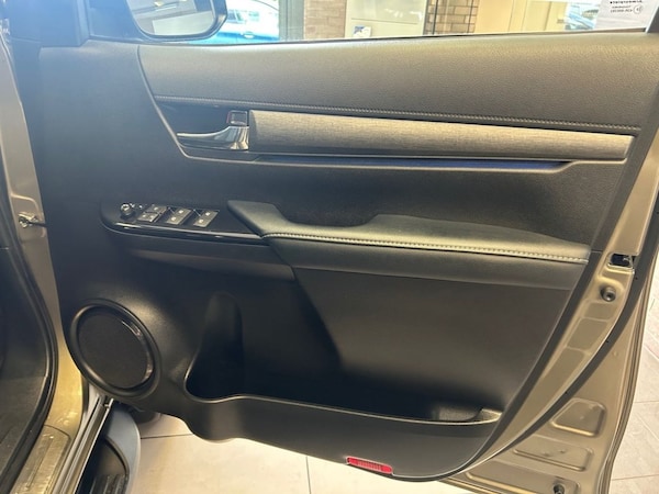 Used Toyota Hilux 2021 for sale - 75444692: Photo 12