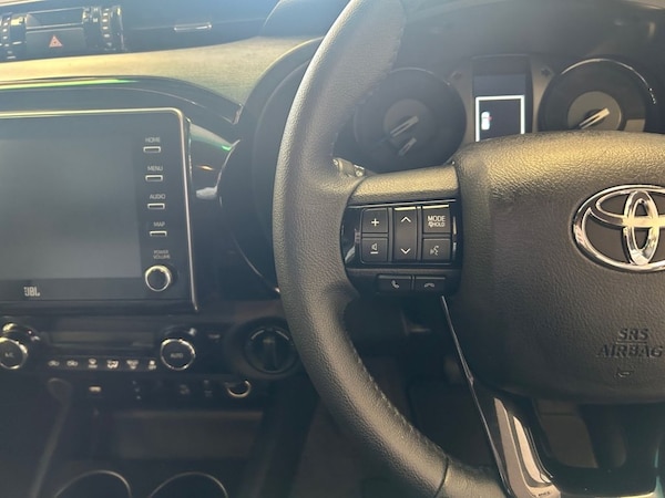 Used Toyota Hilux 2021 for sale - 75444692: Photo 15