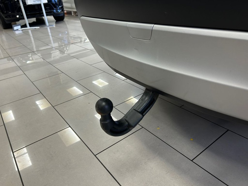 Used Land Rover Discovery 2017 for sale - 77212510: Photo 10