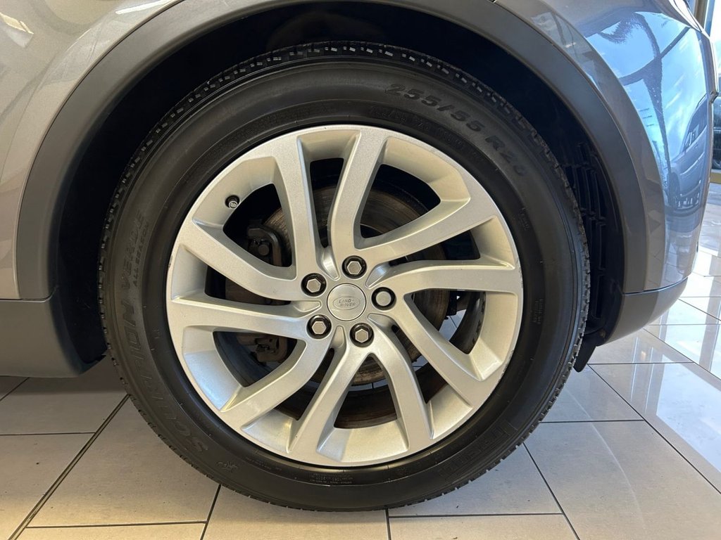 Used Land Rover Discovery 2017 for sale - 77212510: Photo 9