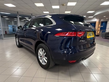 Used Jaguar F-Pace 2018 for sale - 78413620: Photo