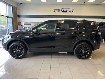 Used Land Rover Discovery Sport 2017 for sale - 78780472: Photo