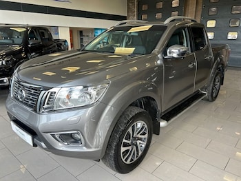 Used Nissan Navara 2017 for sale - 78154254: Photo