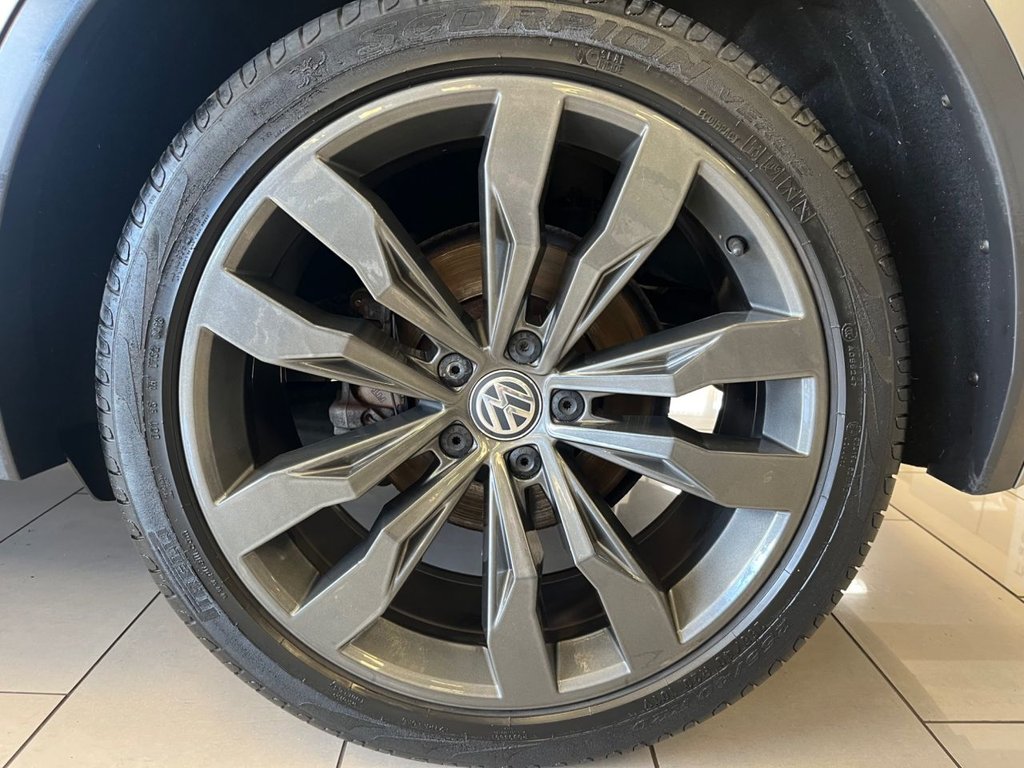 Used Volkswagen Tiguan 2018 for sale - 76604354: Photo 9