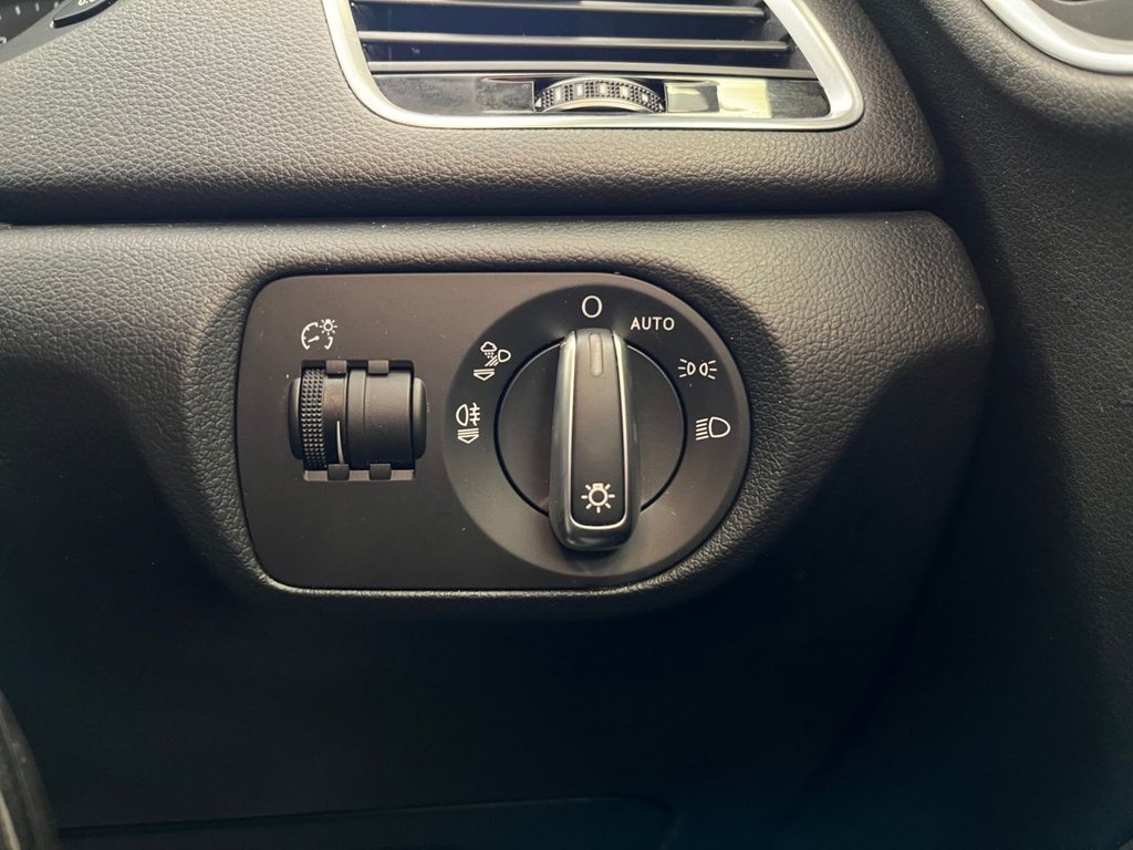 Used Audi Q3 2017 for sale - 78016958: Photo 15