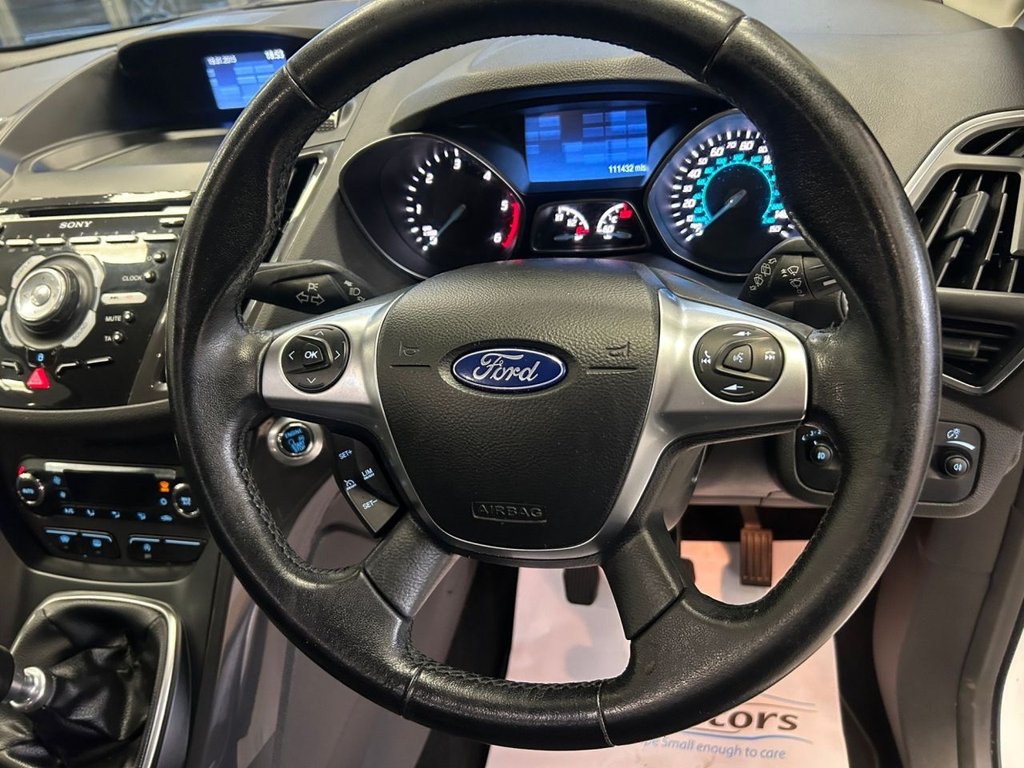 Used Ford Kuga 2015 for sale - 77642908: Photo 8