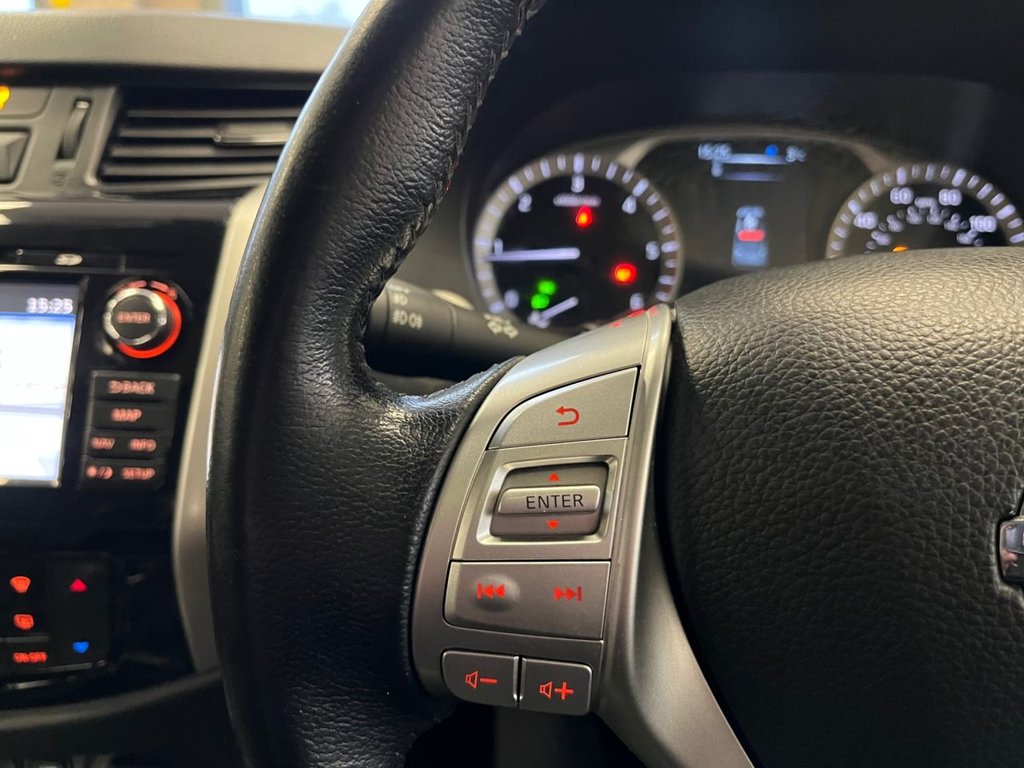 Used Nissan Navara 2018 for sale - 77507191: Photo 14