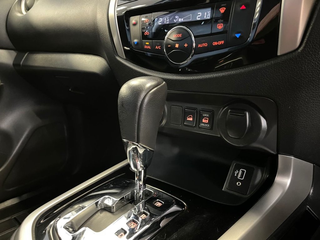 Used Nissan Navara 2020 for sale - 76768418: Photo 14