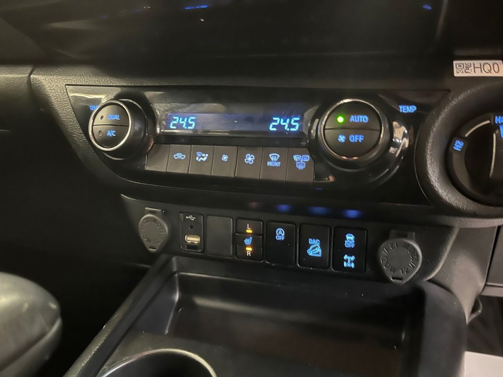 Used Toyota Hilux 2023 for sale - 77593932: Photo 10