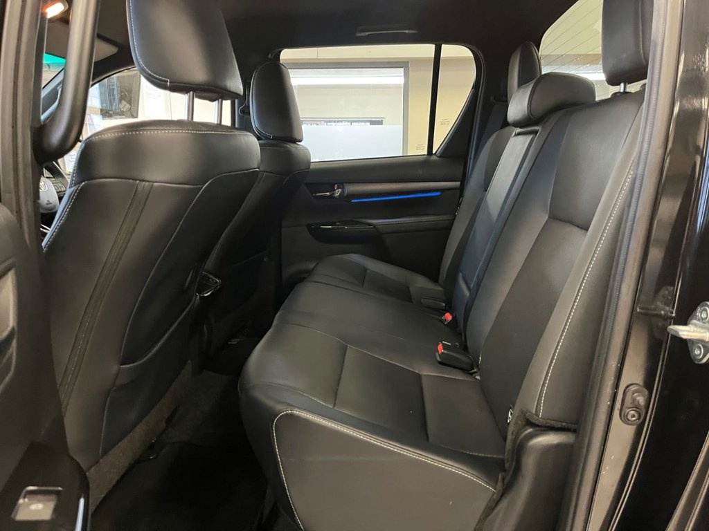 Used Toyota Hilux 2023 for sale - 77593932: Photo 19