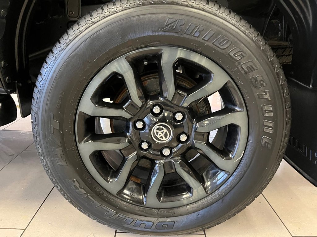 Used Toyota Hilux 2023 for sale - 77593932: Photo 21