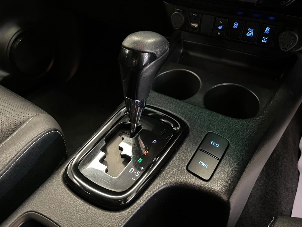 Used Toyota Hilux 2023 for sale - 77593932: Photo 9