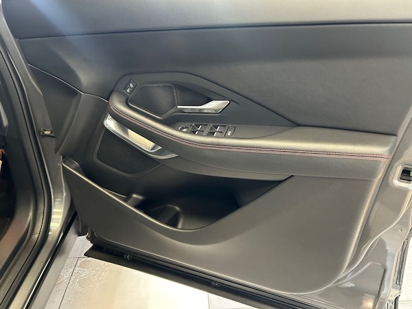 Used Jaguar E-Pace 2020 for sale - 75716107: Photo 11