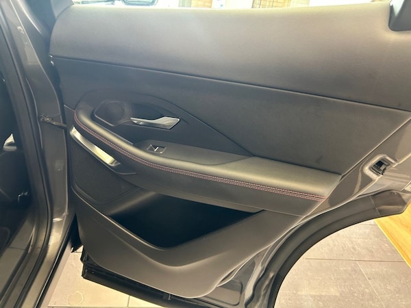 Used Jaguar E-Pace 2020 for sale - 75716107: Photo 22