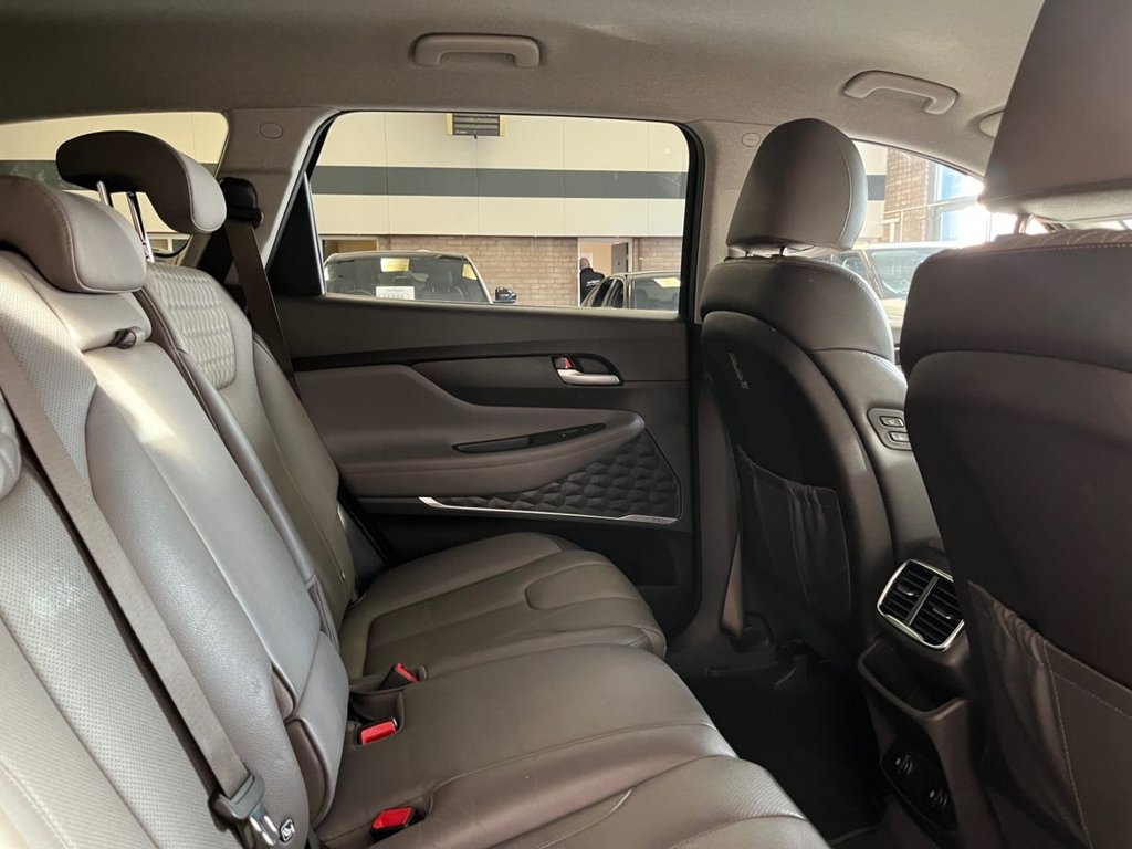 Used Hyundai Santa Fe 2019 for sale - 76236238: Photo 13