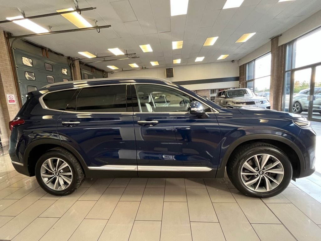 Used Hyundai Santa Fe 2019 for sale - 76236238: Photo 8