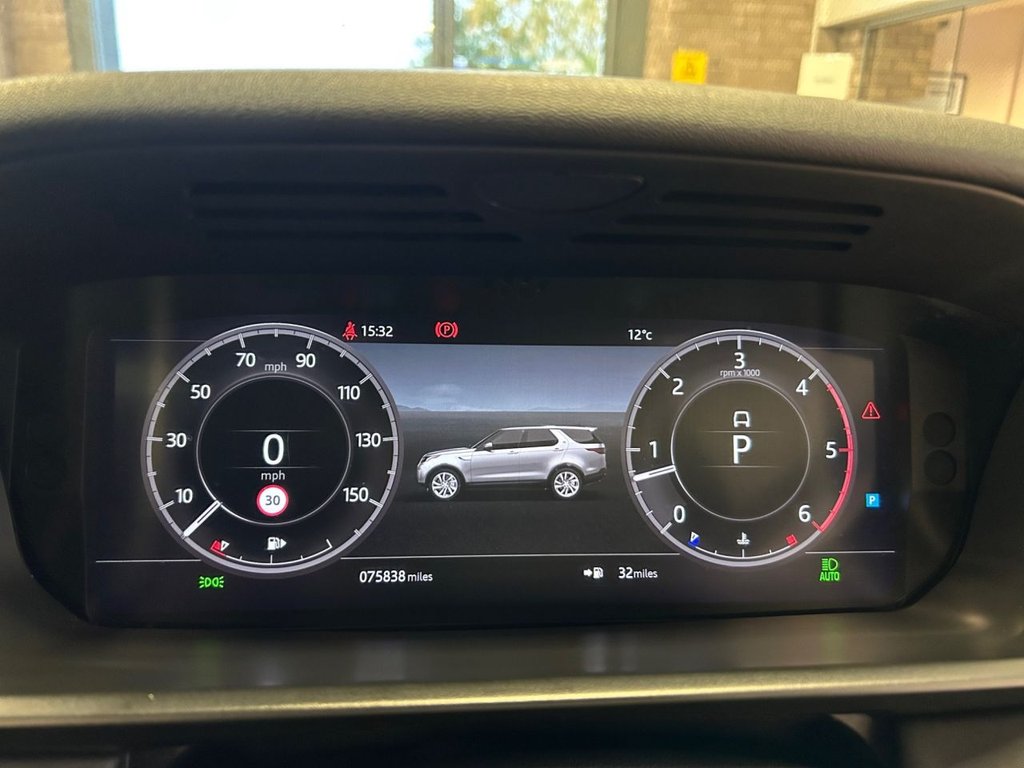 Used Land Rover Discovery 2018 for sale - 76510063: Photo 15