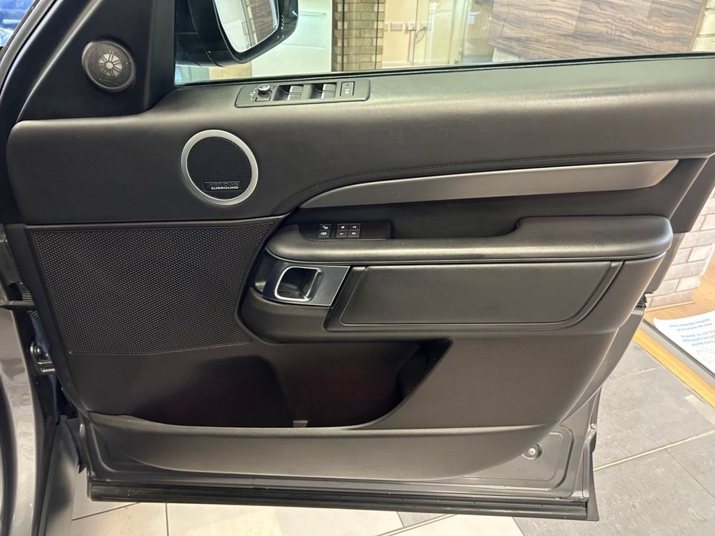 Used Land Rover Discovery 2018 for sale - 76510063: Photo 18