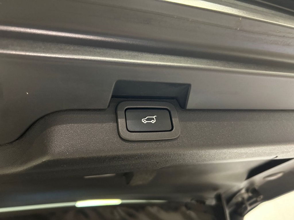 Used Land Rover Discovery 2018 for sale - 76510063: Photo 23