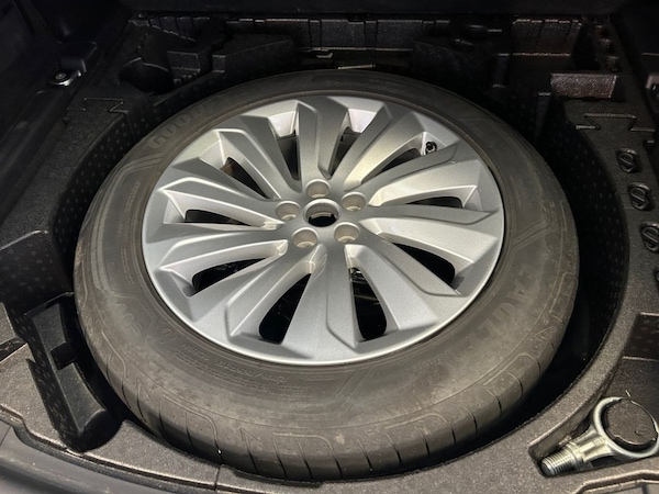 Used Land Rover Discovery Sport 2020 for sale - 75693545: Photo 28