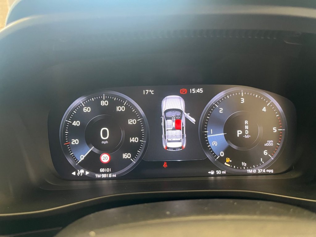 Used Volvo XC40 2018 for sale - 76018853: Photo 16