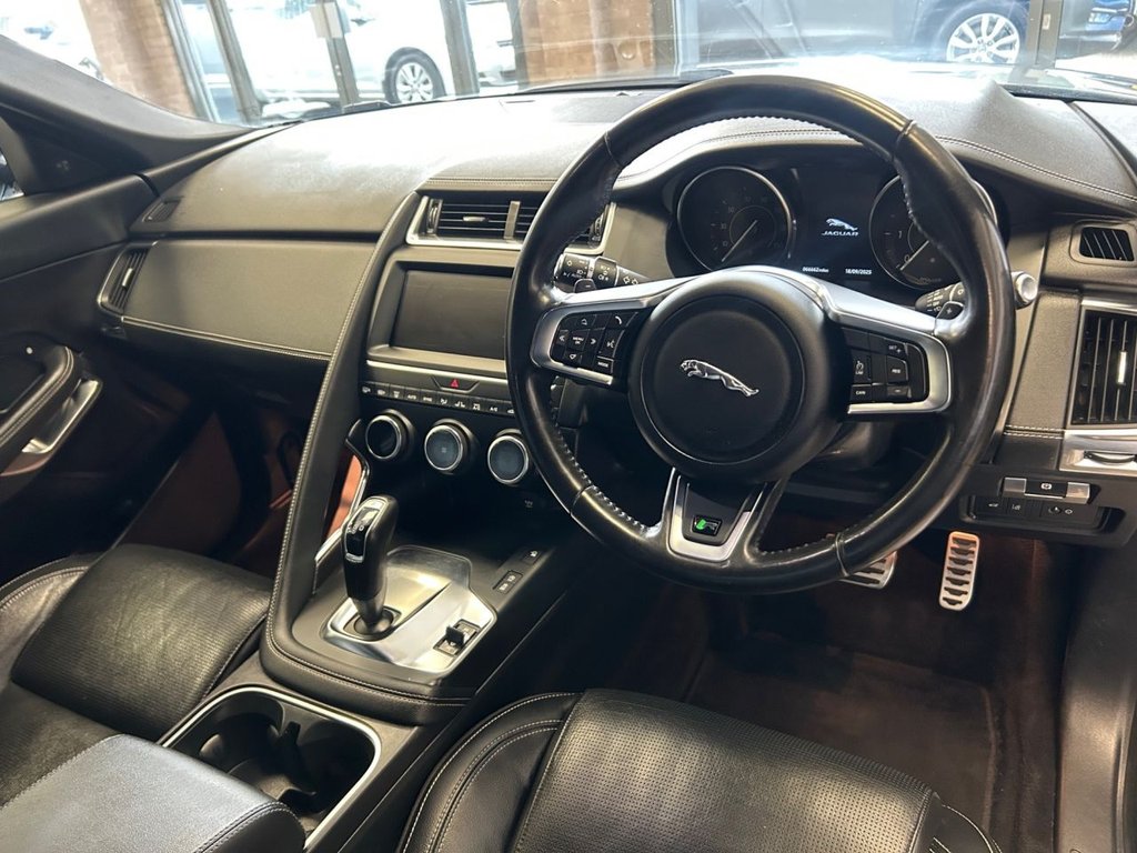 Used Jaguar E-Pace 2019 for sale - 75998694: Photo 13